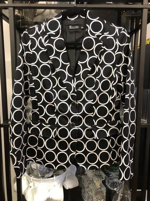 Black & White Blazer, Size 4 #182