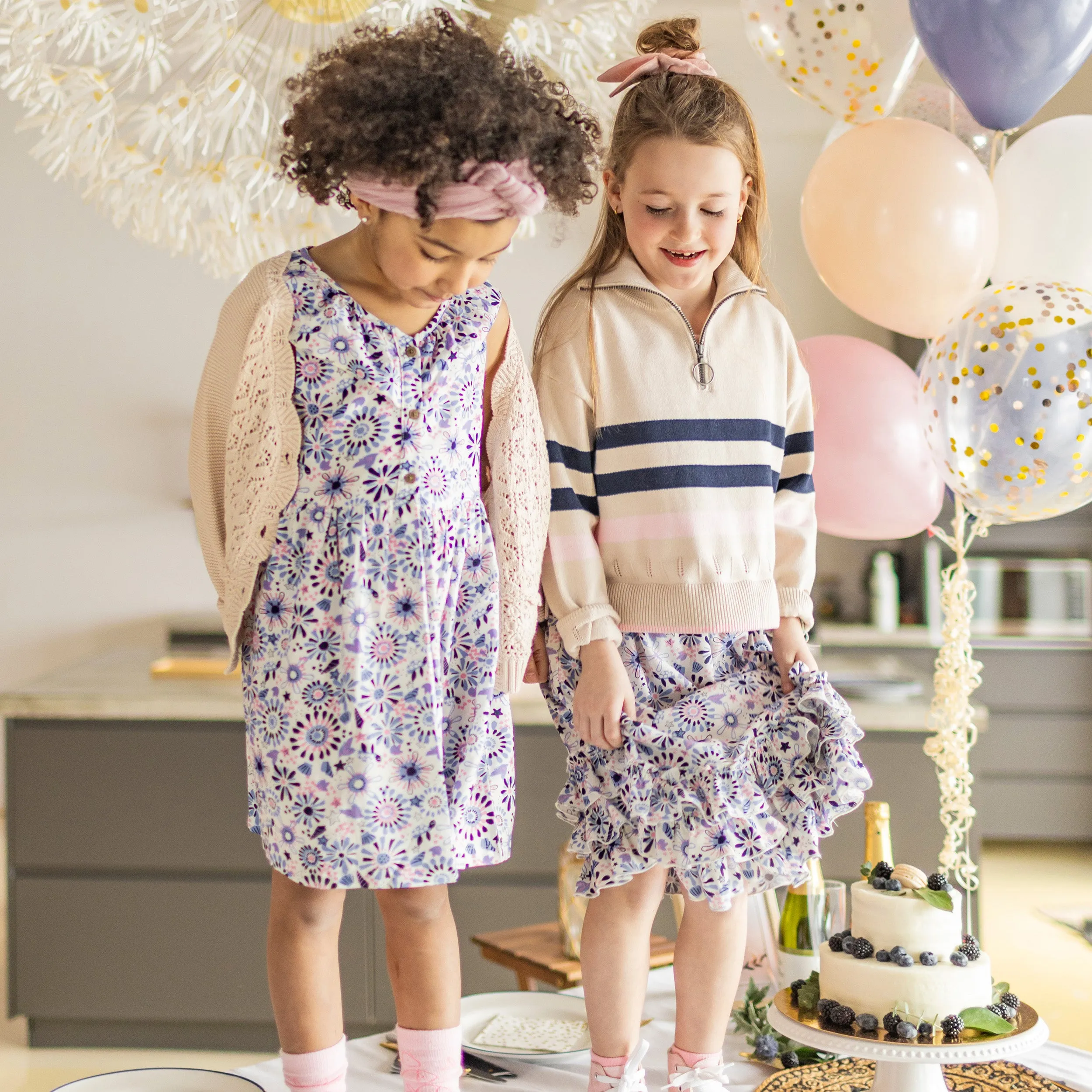 Chandail de maille manches longues crème et marine, enfant || Cream and navy long sleeves knit sweater, child