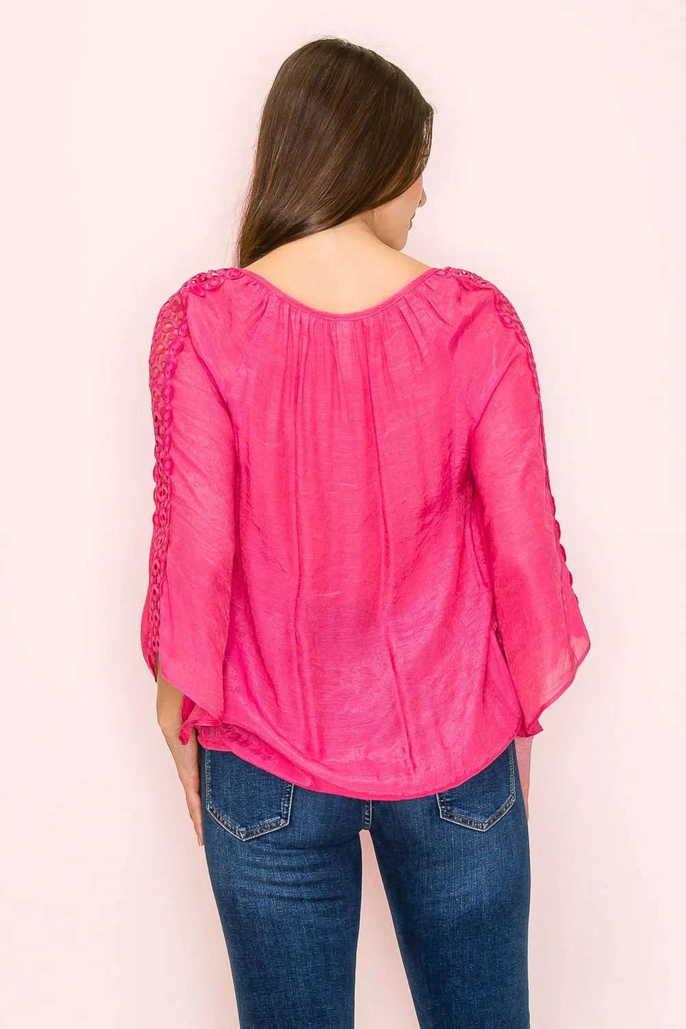 CROCKET WEDGE BUBBLE HEM PEASANT BLOUSE