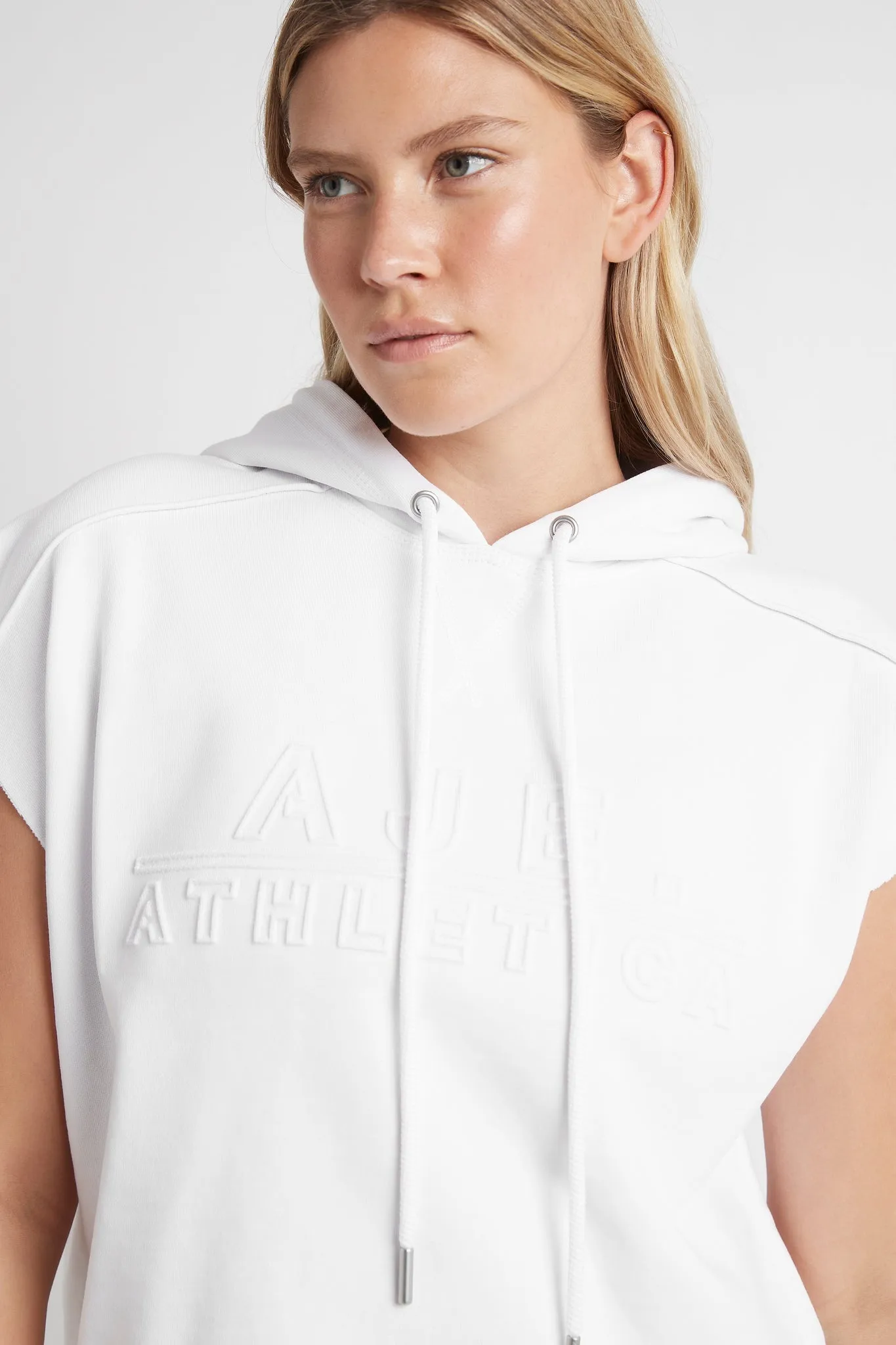 Embossed Classic Short Sleeve Cropped Hoodie 402