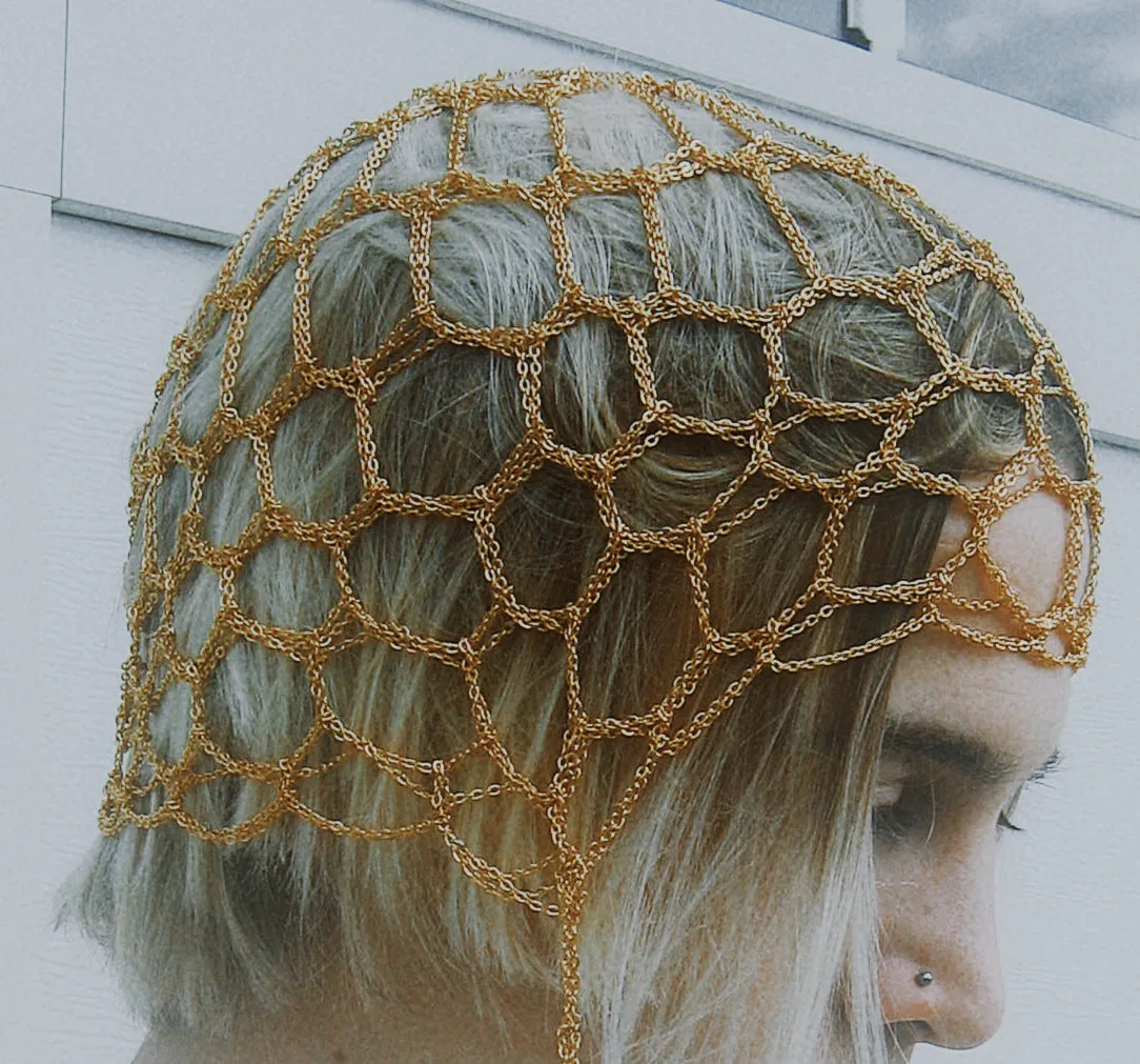 Gold Molten Chain Cap