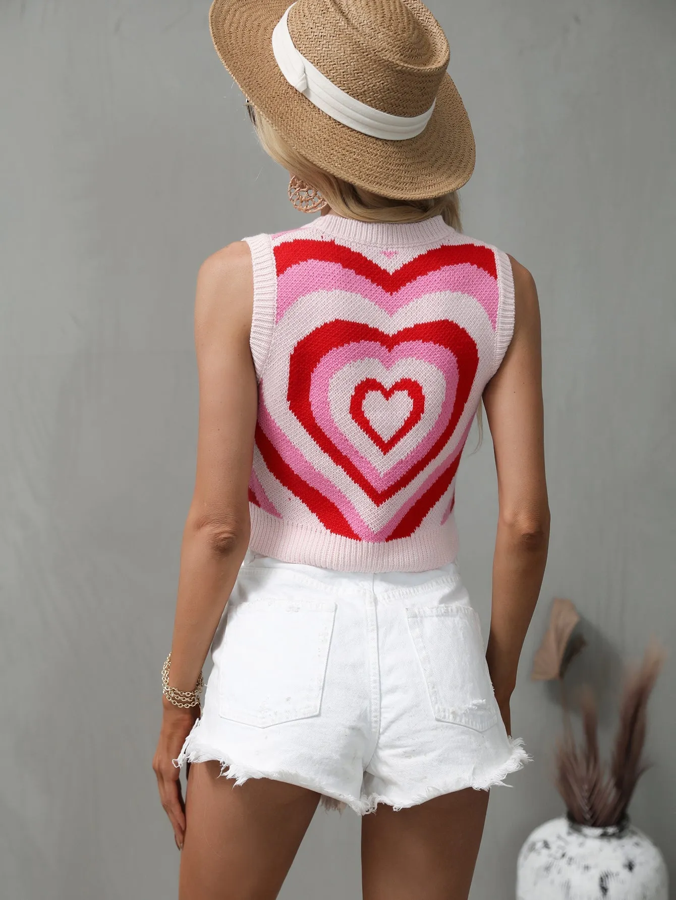 Hearted Sleeveless Knit Crop Top - Pink