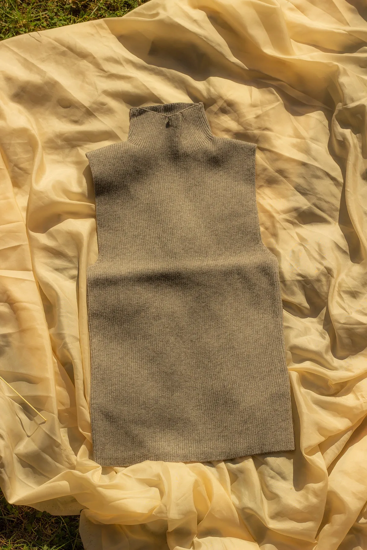 High Neck Ribbed Sweater Vest