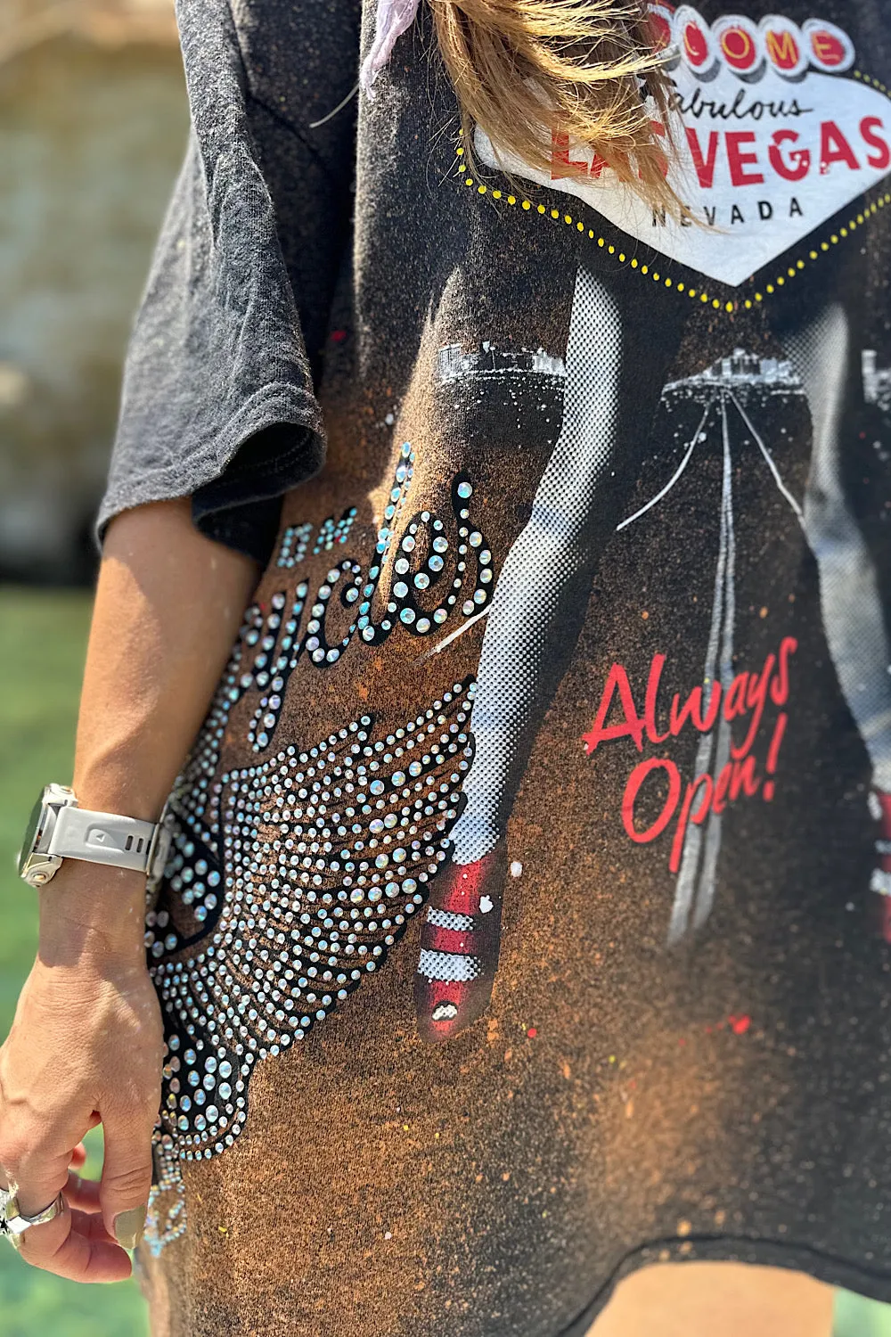 LAS VEGAS EMBELLISHED TEE