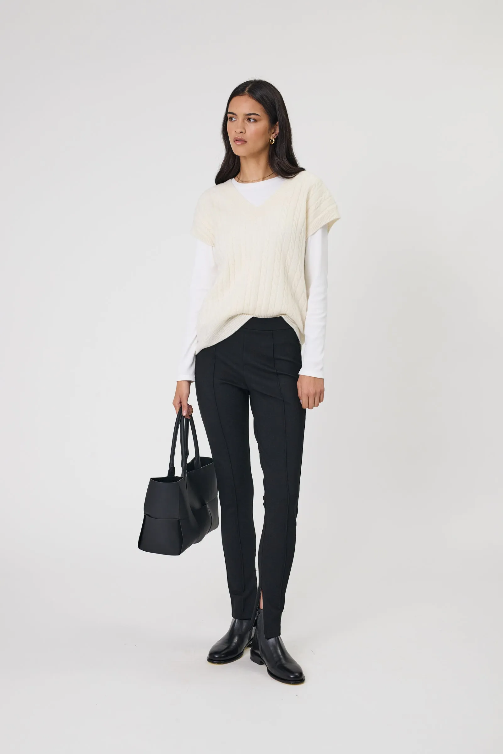Marlow Copenhagen Cable Knit Vest - Ecru