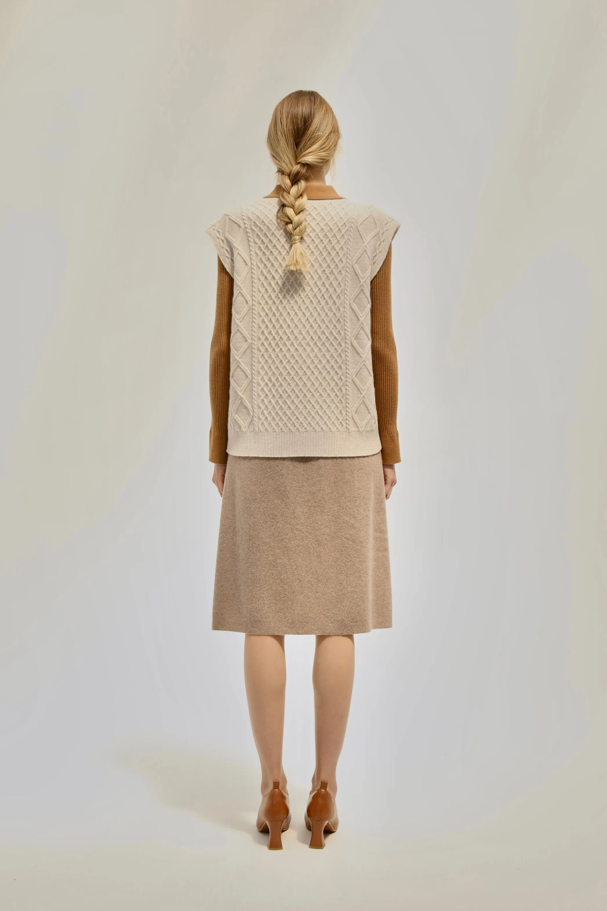 Nancy Cable Knit Vest - Beige