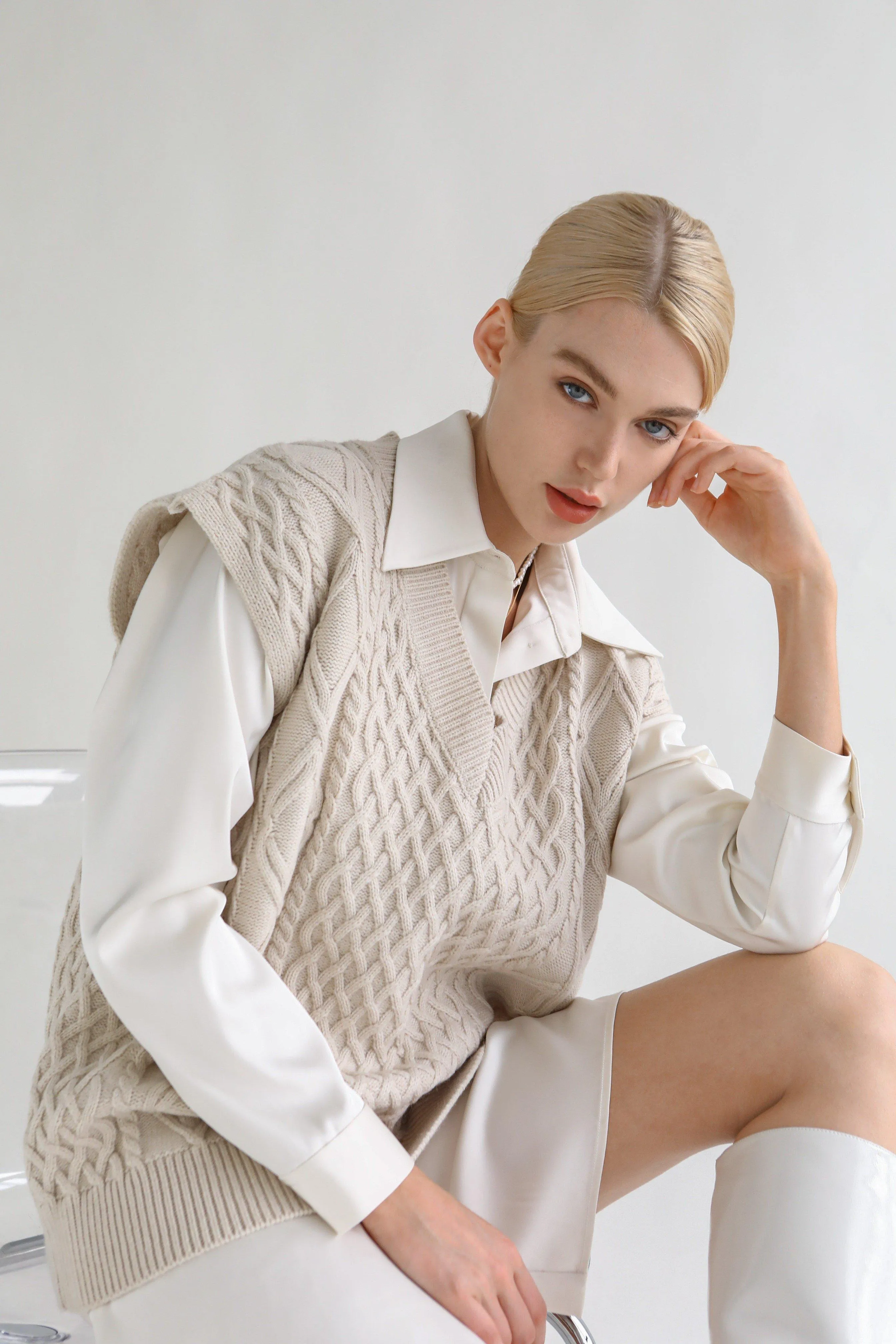 Nancy Cable Knit Vest - Beige