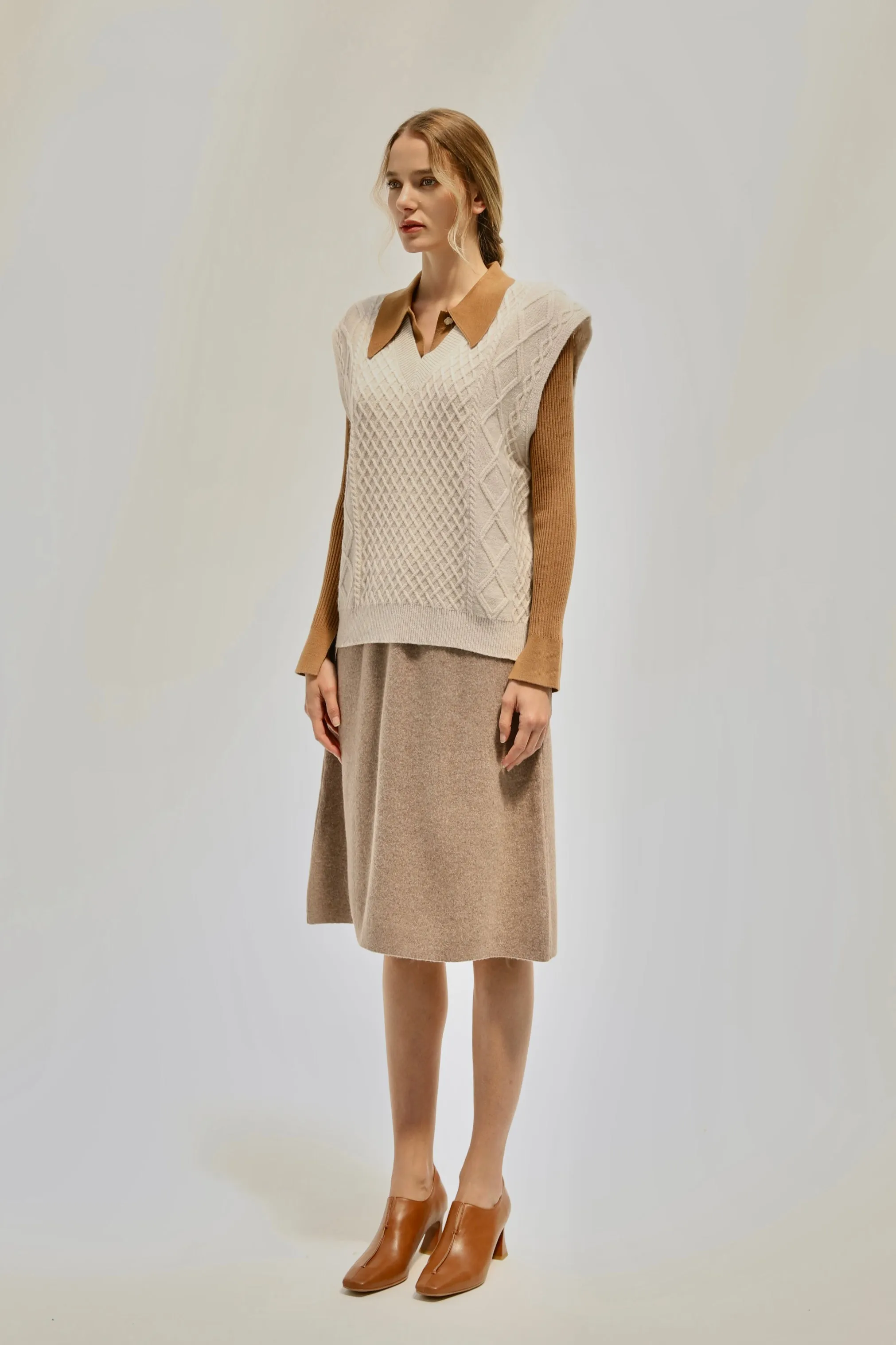 Nancy Cable Knit Vest - Beige