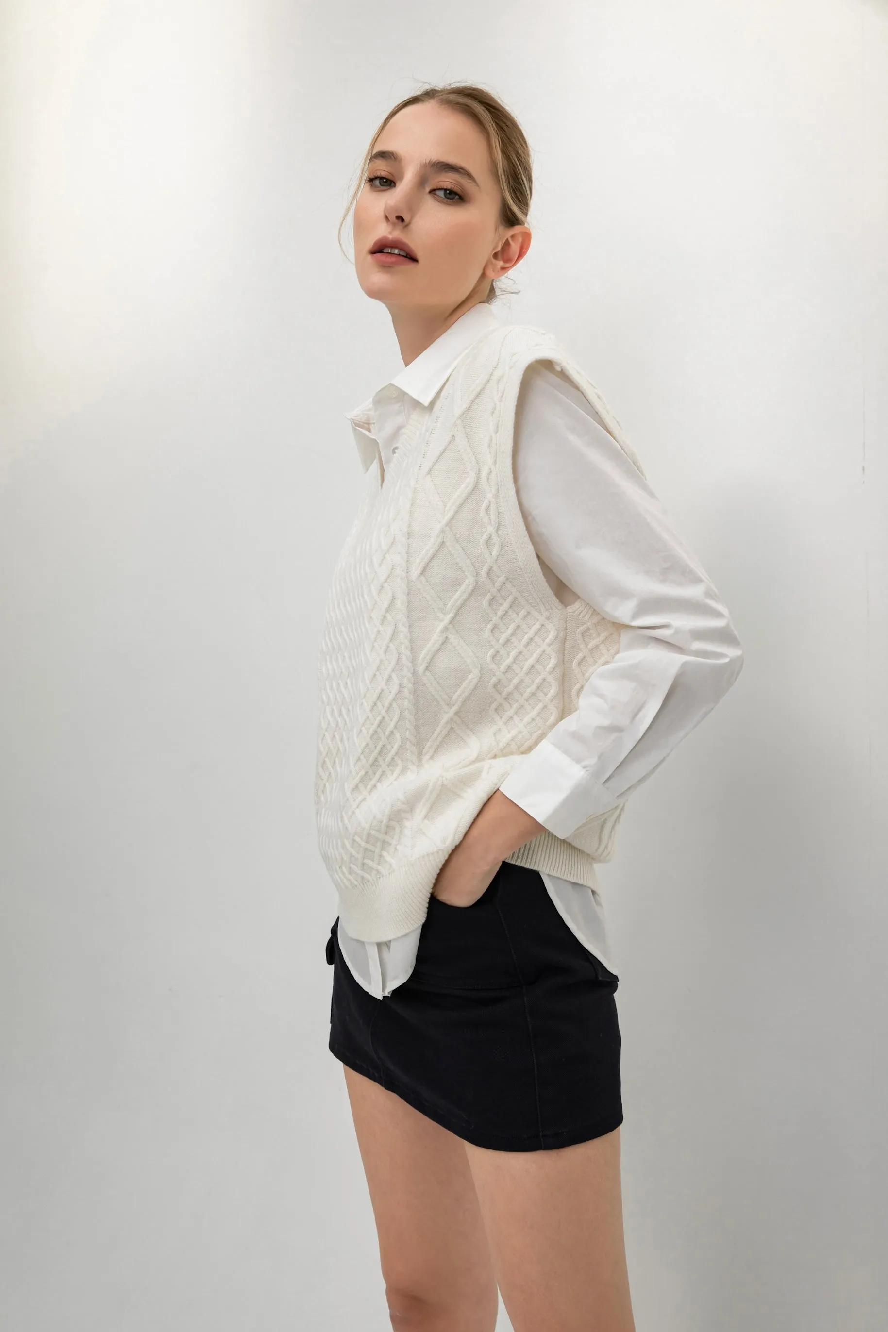 Nancy Cable Knit Vest - White