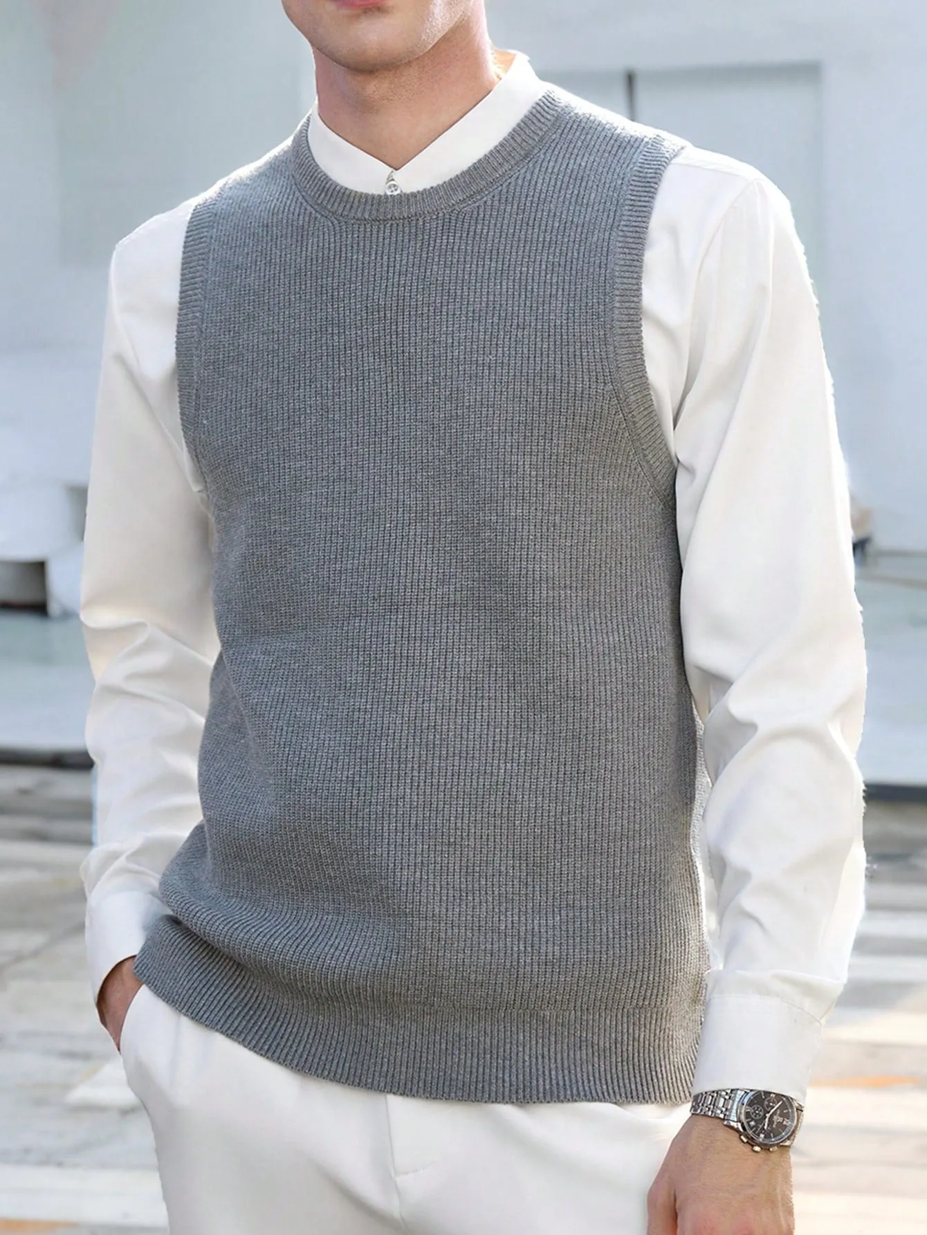 QA Bizwear Men's Basic Style Combined With Casual And Slightly Falling Shoulders, Sleeveless Round Neck Casual Knitted Vest Suitable For Autumn And Winter Seasons