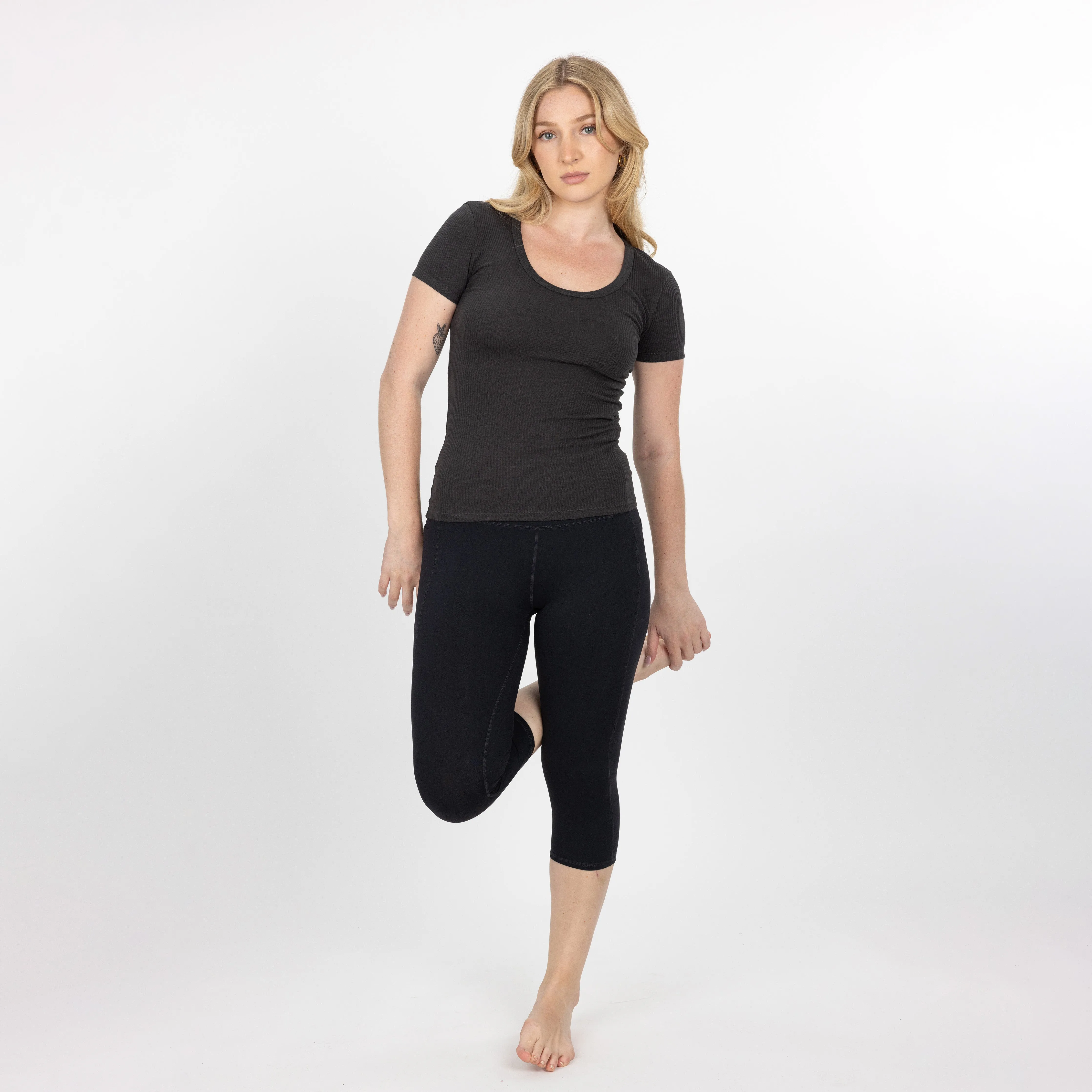"Chunky" Cotton / Spandex Short Sleeve Scoop Neck Top - Pirate Black