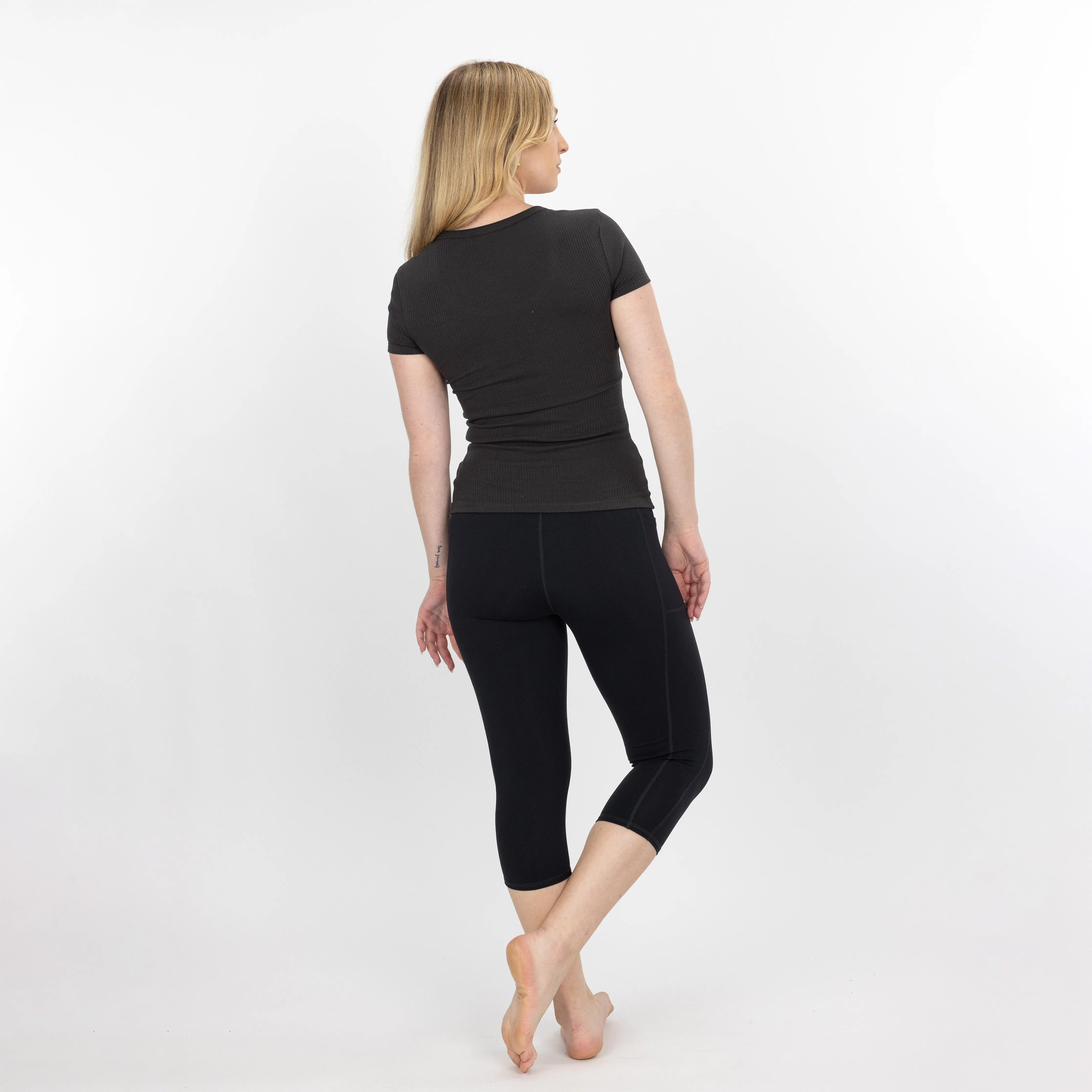 "Chunky" Cotton / Spandex Short Sleeve Scoop Neck Top - Pirate Black