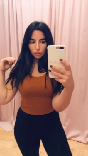 Ribbed Scoop Neck Crop Top
