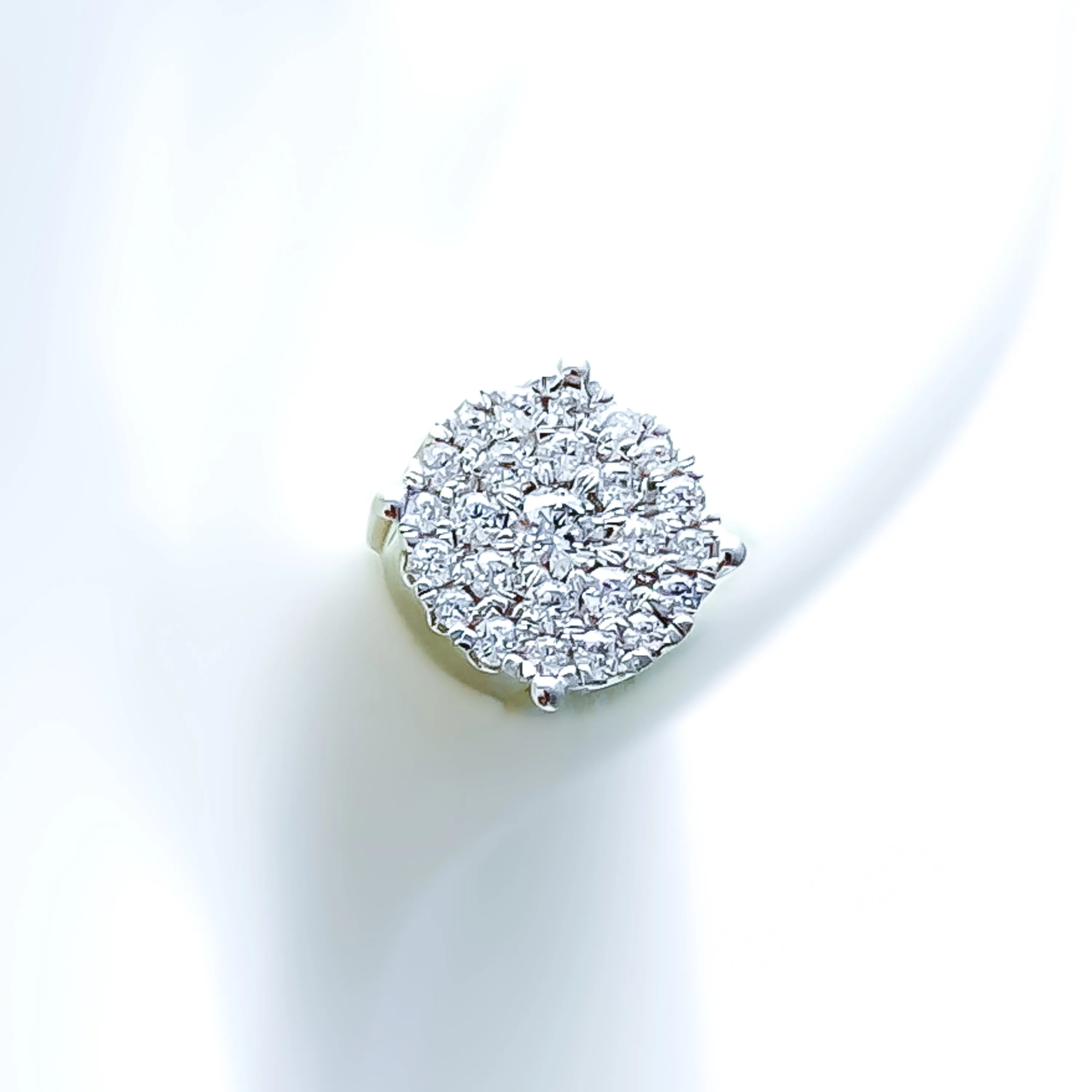 Rich Embellished 18K Gold   Diamond Earrings