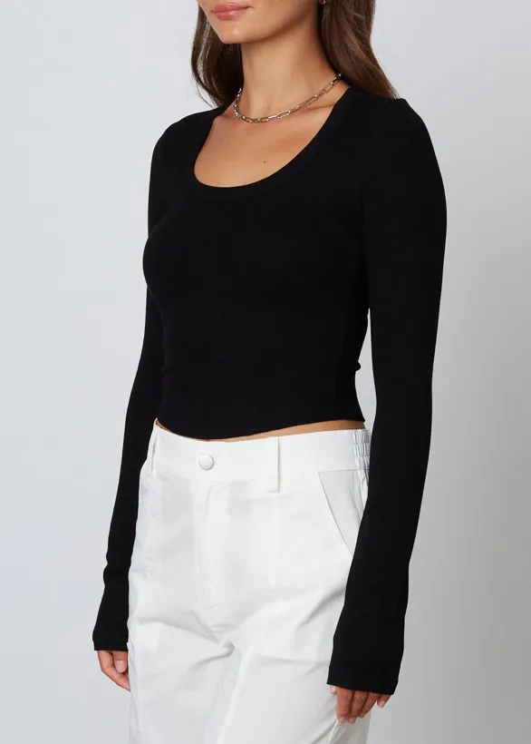 Scoop Neck Long Sleeve Top