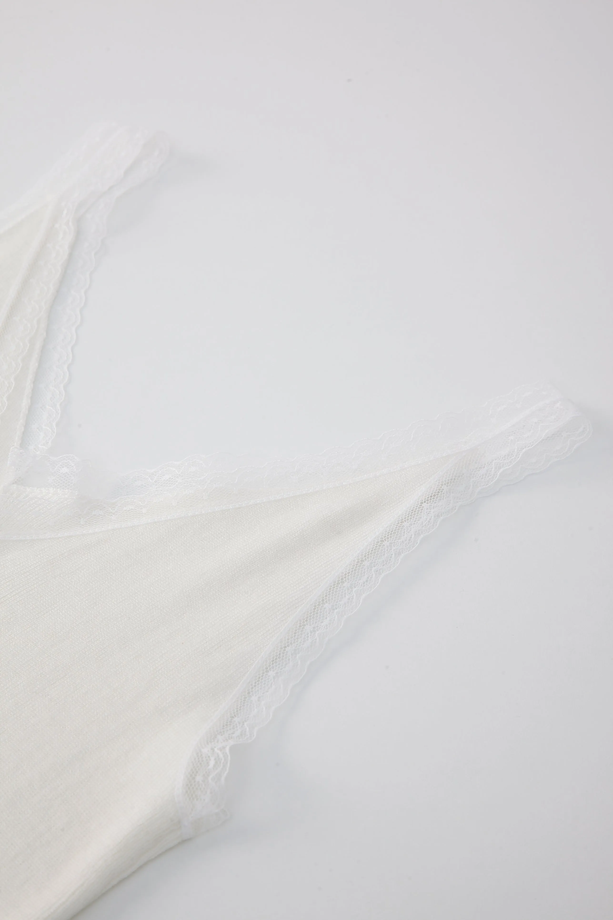 Soft Moment Cashmere And Wool Blend Tank - White