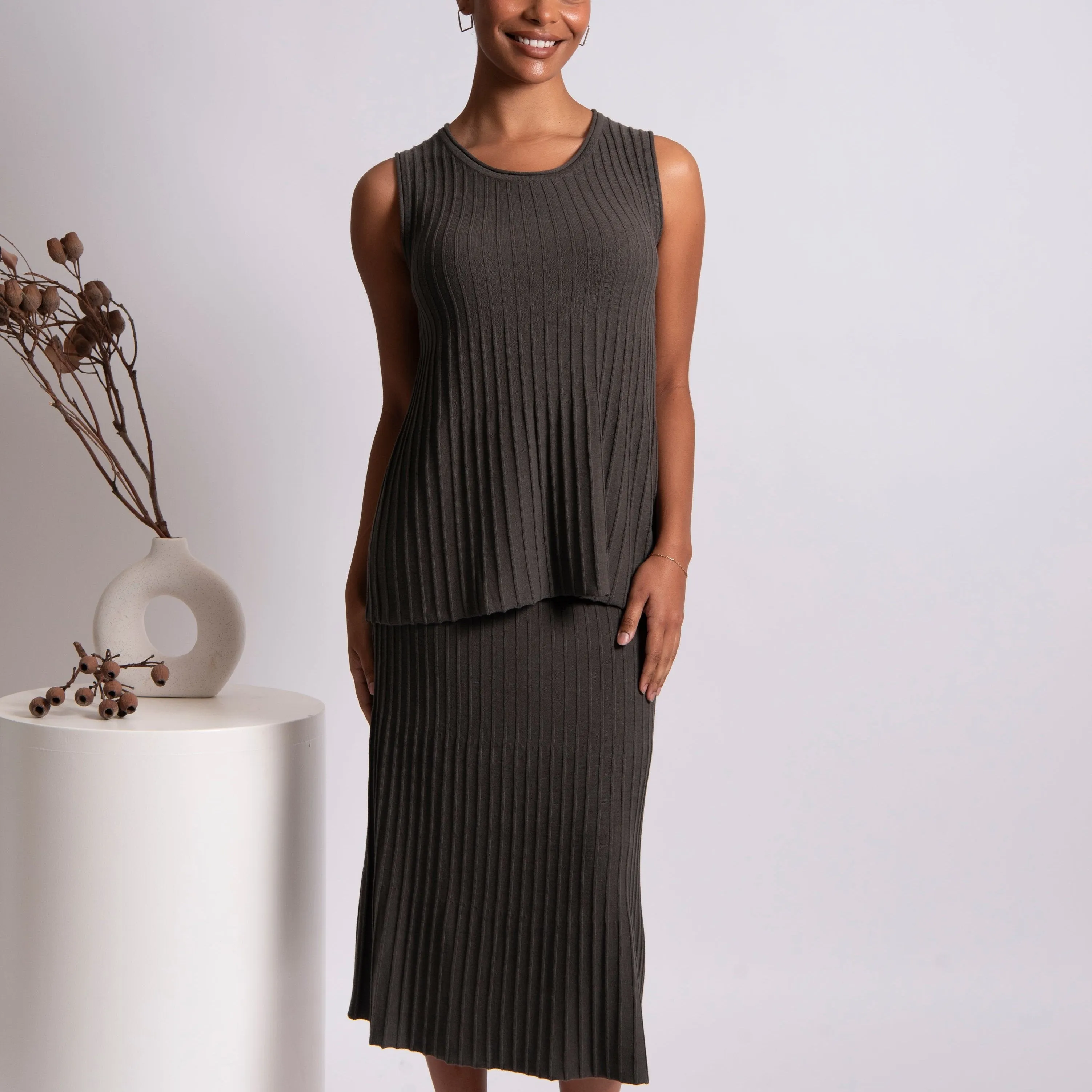 Step Rib Skirt - Olive
