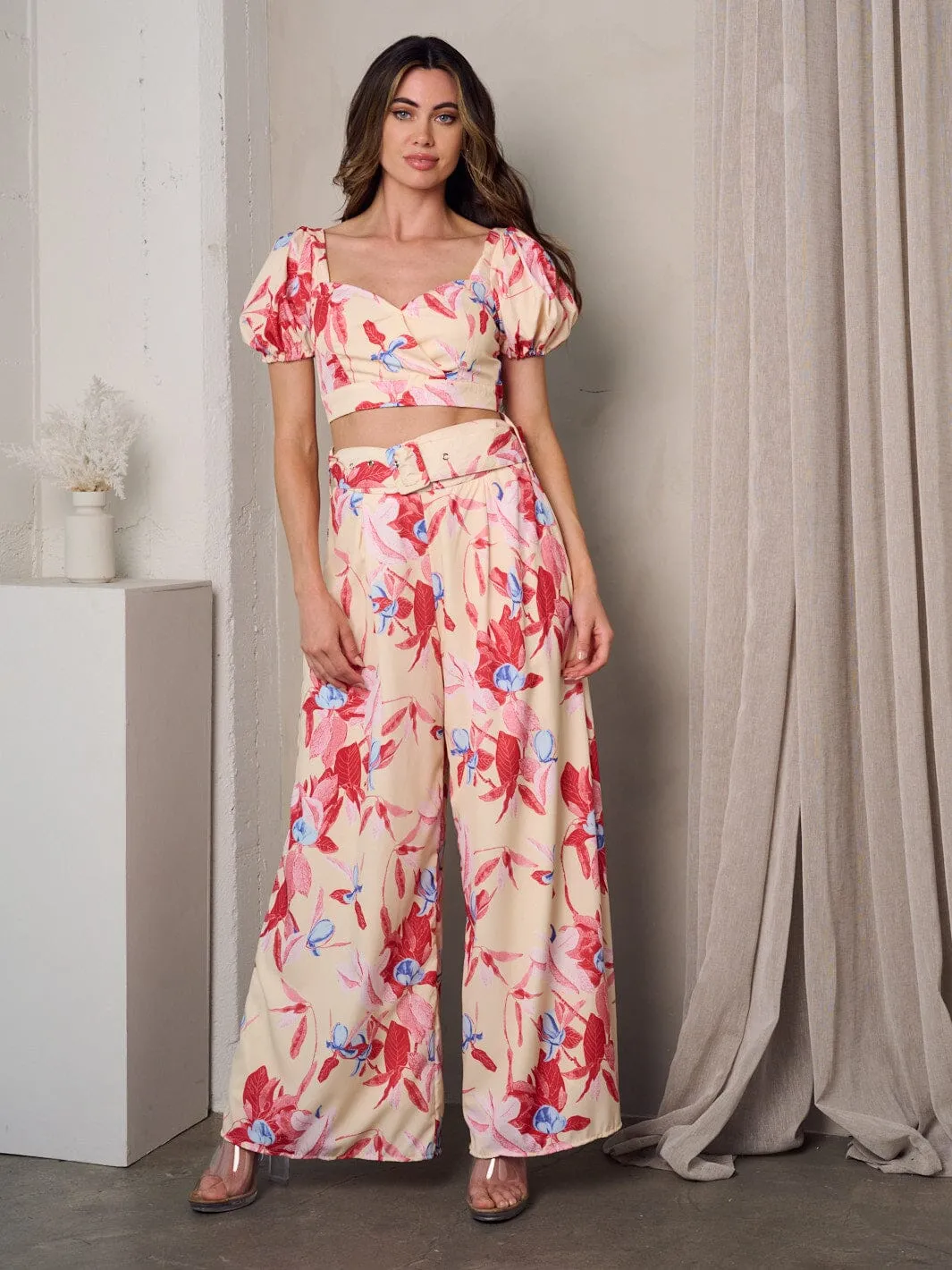 WOMEN'S SHORT SLEEVE CROP TOP & PANTS FLORAL SET