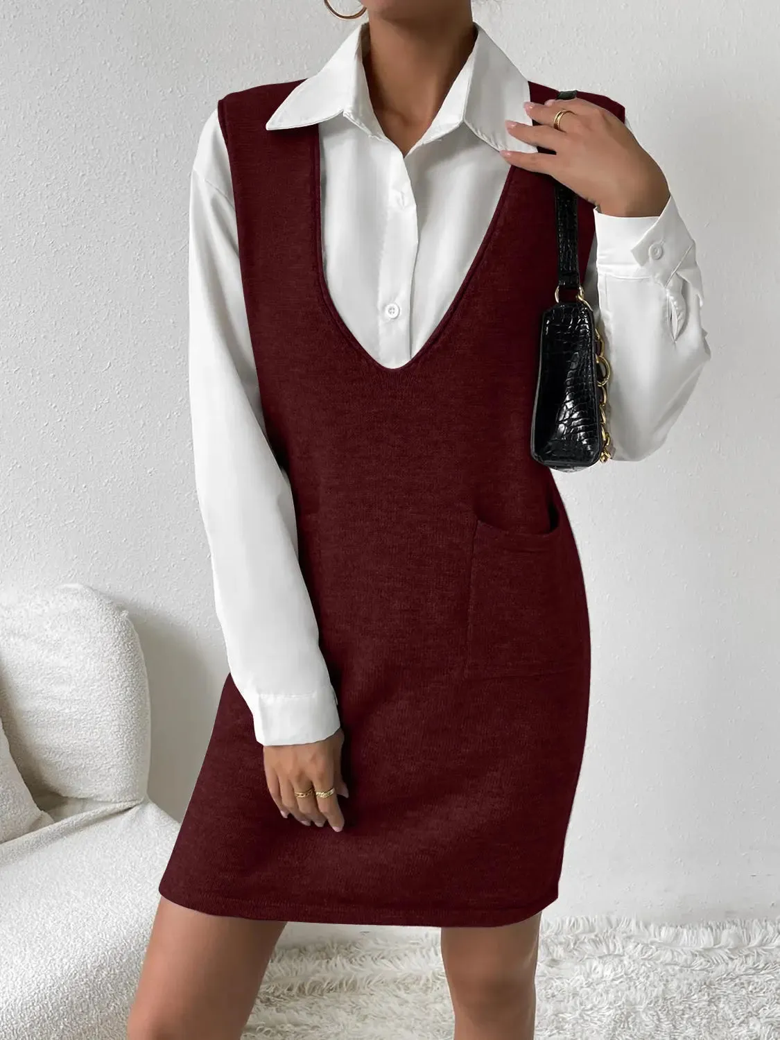 'Xylia' Sleeveless V Neck Sweater Dress